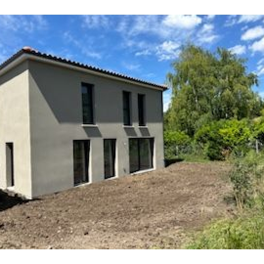 Maison / Villa VEYRE-MONTON (63960) 113.00m2 369 000 € 