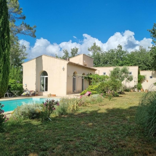 Maison / Villa MEOUNES-LES-MONTRIEUX (83136) 207.00m2 627 000 € 