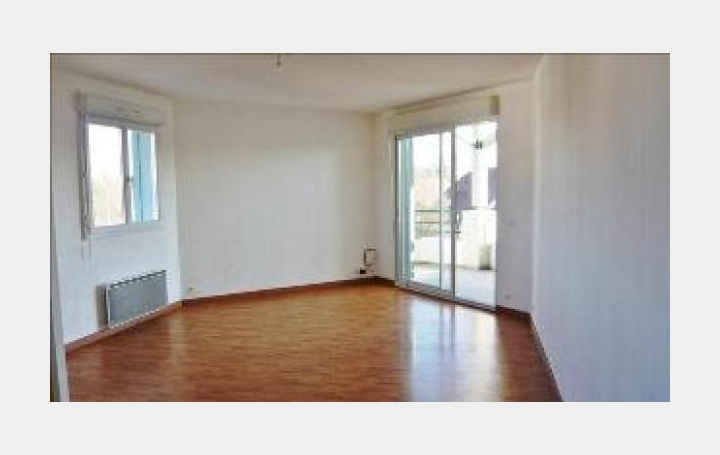 Réseau Immo-diffusion : Appartement P2  LONS  49 m2 980 000 € 