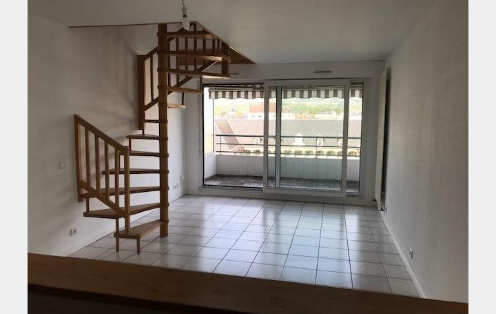 Réseau Immo-diffusion : Appartement P2  CHAMBERY  51 m2 700 € 