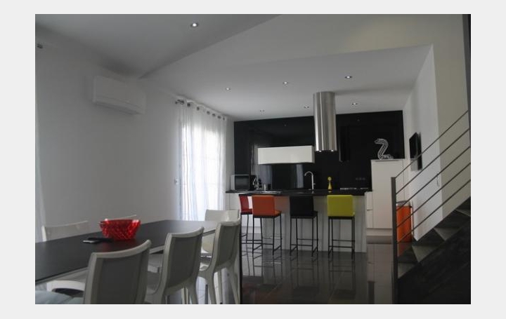 Réseau Immo-diffusion : Appartement P5  CALVI  120 m2 1 200 € 