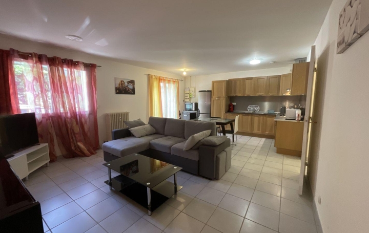 Réseau Immo-diffusion : Appartement P3  VALS-LES-BAINS  75 m2 200 € 