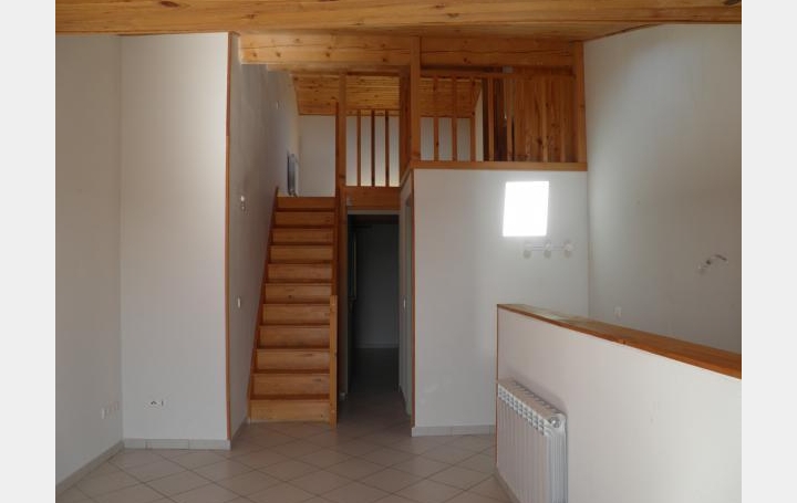 Réseau Immo-diffusion : Appartement P2  SAINT-LAURENT-DE-CARNOLS  45 m2 450 € 