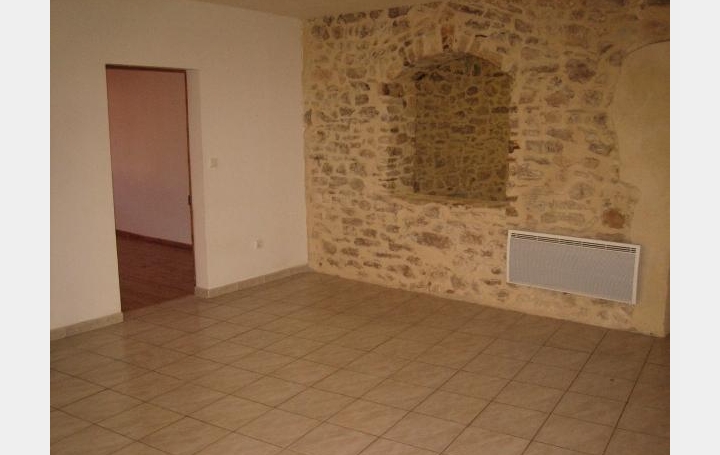 Réseau Immo-diffusion : Appartement P3  BAGNOLS-SUR-CEZE  95 m2 595 € 