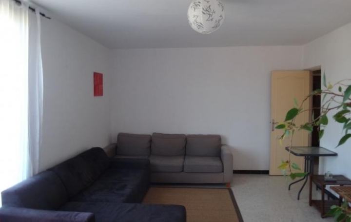 Réseau Immo-diffusion : Appartement P3  BAGNOLS-SUR-CEZE  69 m2 77 500 € 
