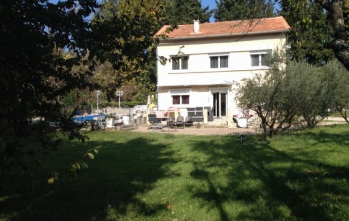 Réseau Immo-diffusion : Villa  SAINT-LAURENT-DES-ARBRES  140 m2 289 000 € 