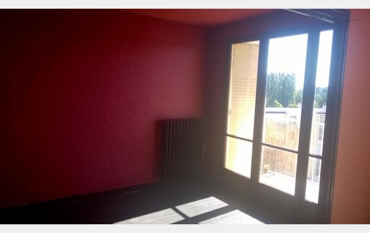 Réseau Immo-diffusion : Appartement P4  BOURG-SAINT-ANDEOL  70 m2 65 000 € 