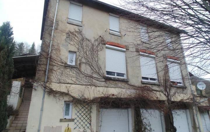 Réseau Immo-diffusion : Maison de village  AMBERIEU-EN-BUGEY  143 m2 95 000 € 