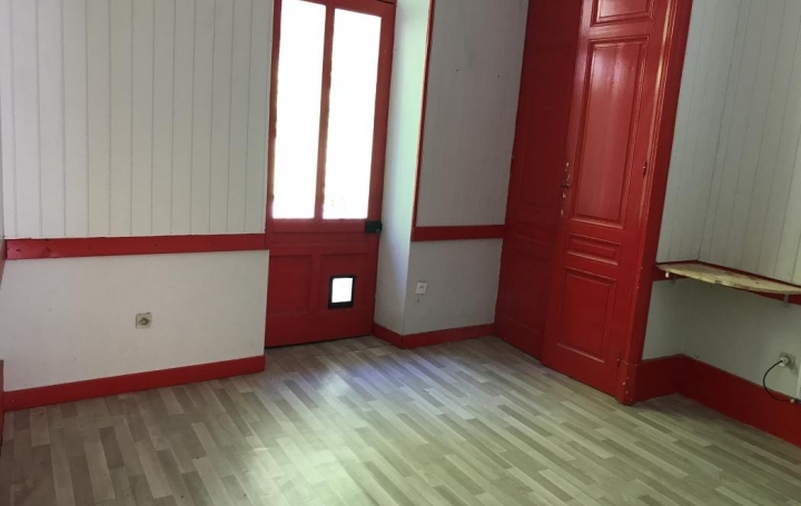 Réseau Immo-diffusion : Appartement P3  SAINT-RAMBERT-EN-BUGEY  72 m2 40 000 € 