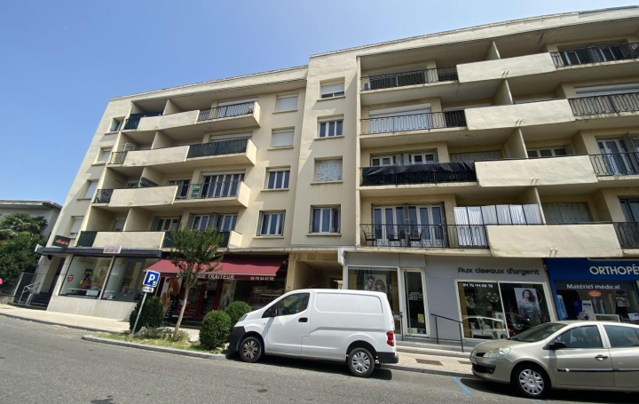 Réseau Immo-diffusion : Appartement P4  GUILHERAND-GRANGES  76 m2 696 € 