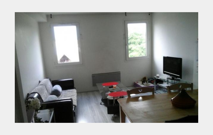 Réseau Immo-diffusion : Appartement P3  SAINT-GENIS-LAVAL  65 m2 126 000 € 