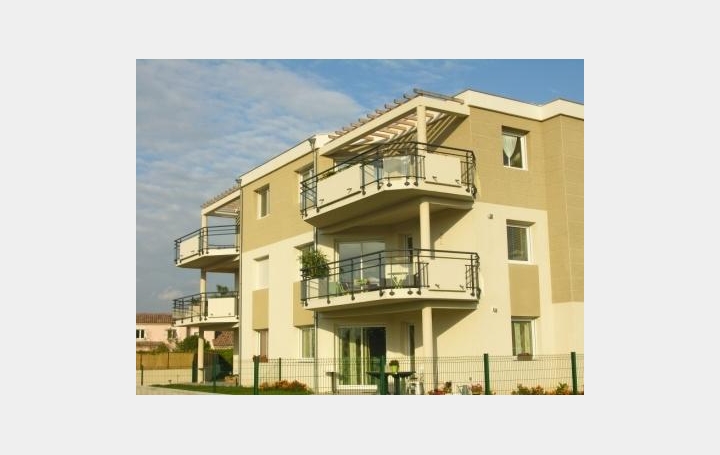 Réseau Immo-diffusion : Appartement P4  BEAUMONT-LES-VALENCE  102 m2 825 € 