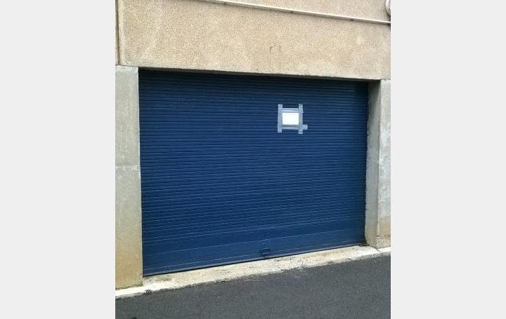 Réseau Immo-diffusion : Garage  VALENCE  13 m2 65 € 