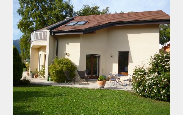 Réseau Immo-diffusion : Villa  CESSY  170 m2 790 000 € 