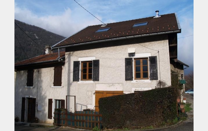 Réseau Immo-diffusion : Maison de village  POMMIERS-LA-PLACETTE  120 m2 171 000 € 