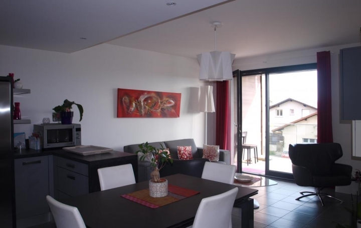 Réseau Immo-diffusion : Appartement P3  DIVONNE-LES-BAINS  70 m2 469 000 € 