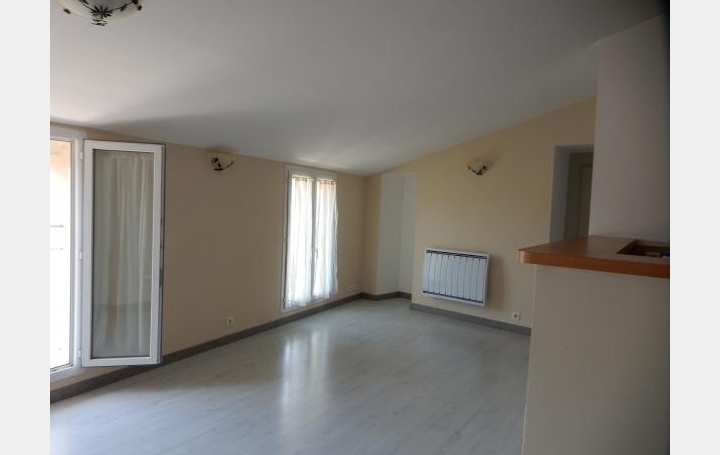 Réseau Immo-diffusion : Appartement P3  GARDANNE  60 m2 790 € 