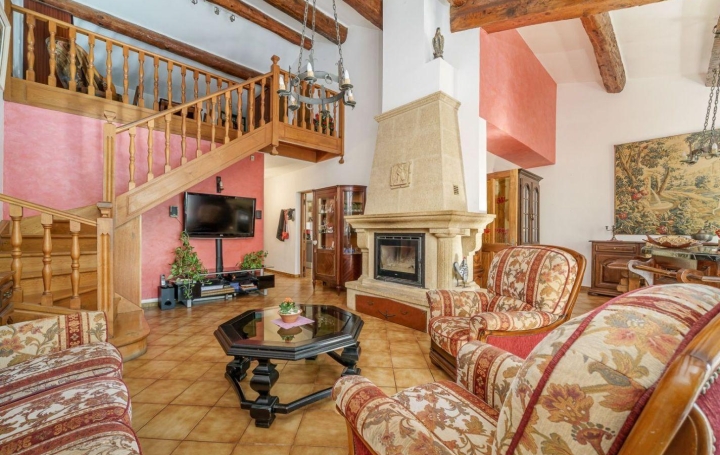 Villa MIMET (13105)  170 m2 899 000 € 