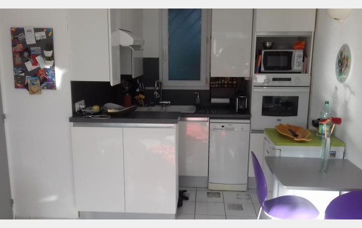Réseau Immo-diffusion : Appartement P2  PEROLS  41 m2 175 000 € 