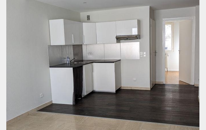 Réseau Immo-diffusion : Appartement P2  SAINT-JULIEN-EN-GENEVOIS  48 m2 1 200 € 