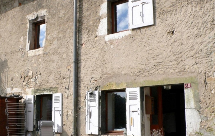 Réseau Immo-diffusion : Maison de village  LOVAGNY  120 m2 313 000 € 