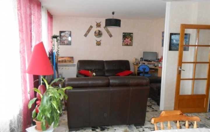Réseau Immo-diffusion : Appartement P5  ROMANS-SUR-ISERE  92 m2 109 000 € 