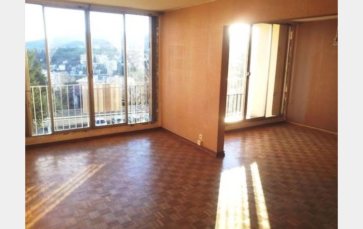 Réseau Immo-diffusion : Appartement P4  SAINT-ETIENNE  74 m2 59 000 € 