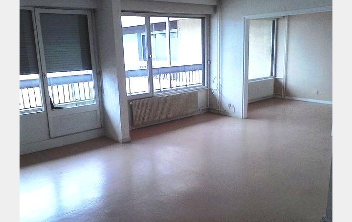 Réseau Immo-diffusion : Appartement P6  SAINT-ETIENNE  112 m2 79 000 € 