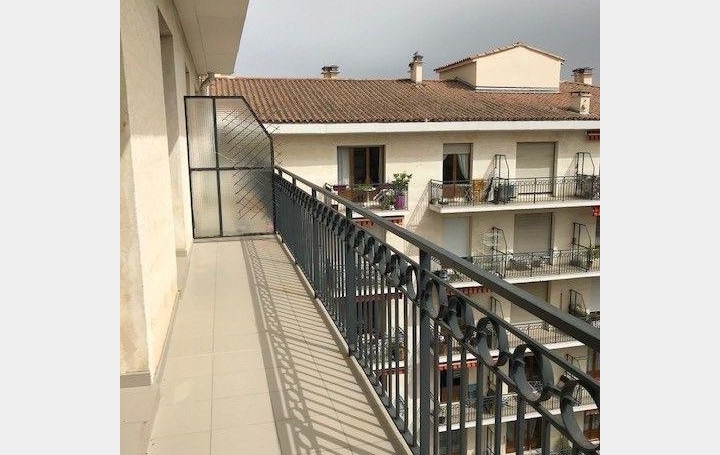 Appartement NIMES (30900) 33 m<sup>2</sup> 547 € 