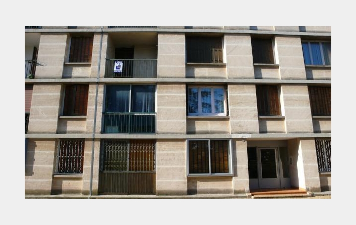 Réseau Immo-diffusion : Appartement P3  NIMES  75 m2 580 € 