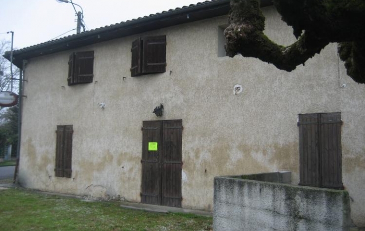 Réseau Immo-diffusion : Maison de village  GUILLOS  150 m2 106 000 € 
