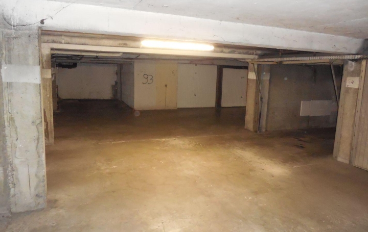 Réseau Immo-diffusion : Garage  PERPIGNAN  15 m2 20 000 € 