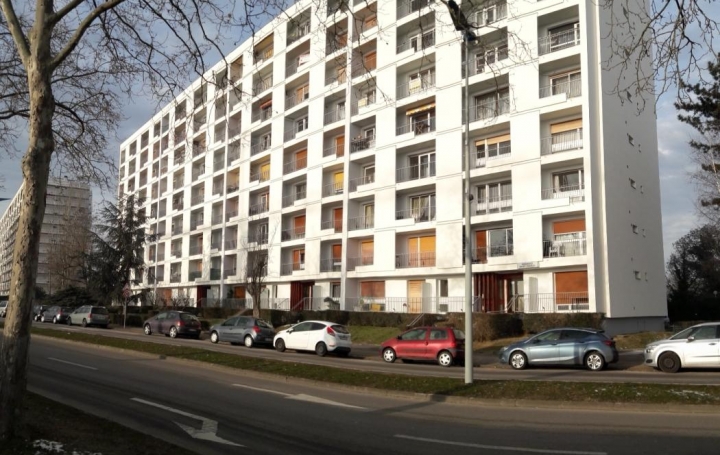 Réseau Immo-diffusion : Appartement P4  VANDOEUVRE-LES-NANCY  80 m2 97 000 € 