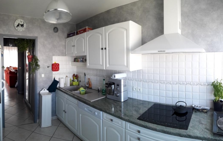 Réseau Immo-diffusion : Appartement P4  VANDOEUVRE-LES-NANCY  78 m2 110 000 € 