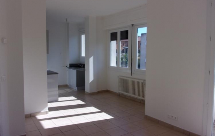 Réseau Immo-diffusion : Appartement P4  BEZIERS  70 m2 96 000 € 