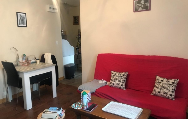 Réseau Immo-diffusion : Appartement P1  LUBERSAC  30 m2 430 € 