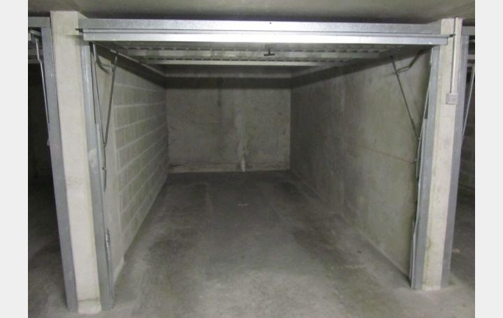 Réseau Immo-diffusion : Garage  MONTPELLIER  14 m2 12 000 € 
