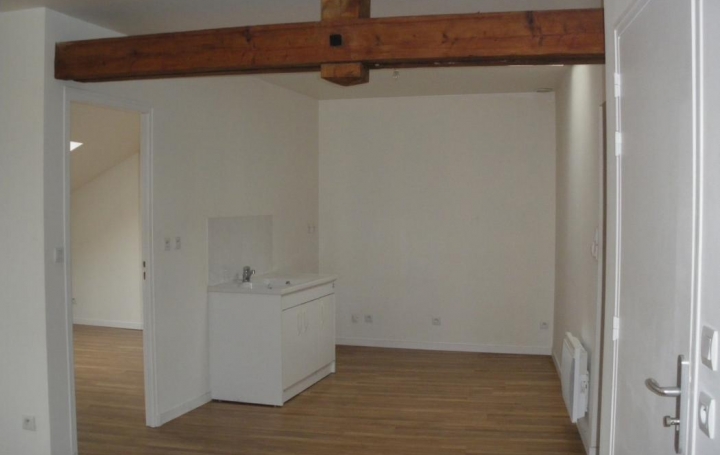 Réseau Immo-diffusion : Appartement P2  ROMILLY-SUR-SEINE  40 m2 410 € 