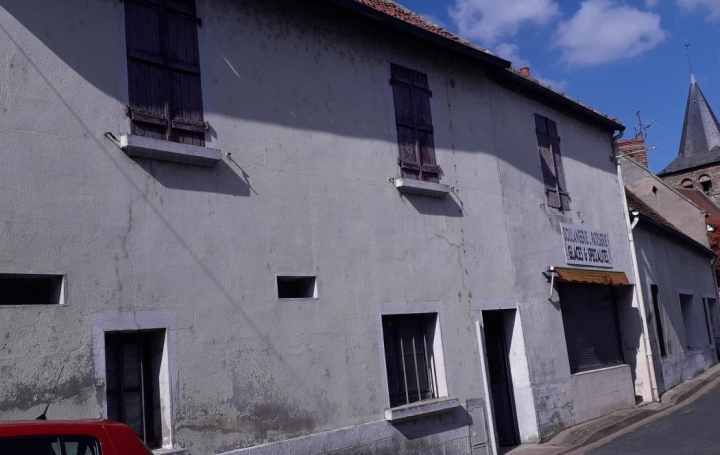 Réseau Immo-diffusion : Maison de village  COULANGES  150 m2 34 500 € 