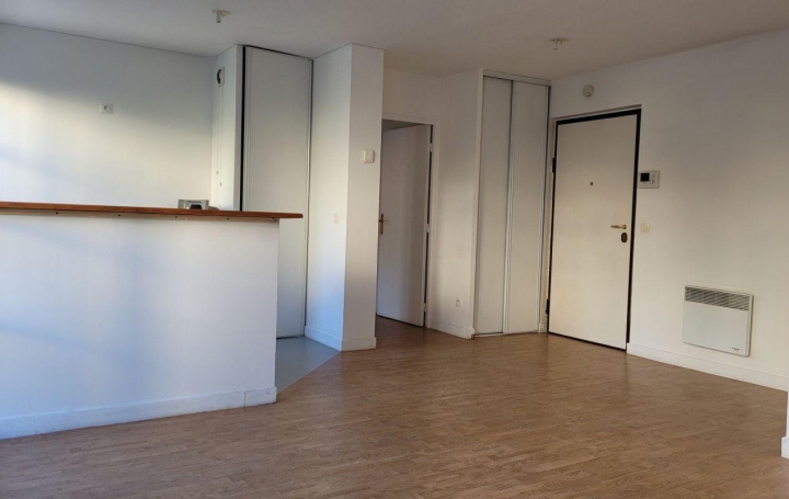 Réseau Immo-diffusion : Appartement P2  CORBEIL-ESSONNES  43 m2 125 500 € 