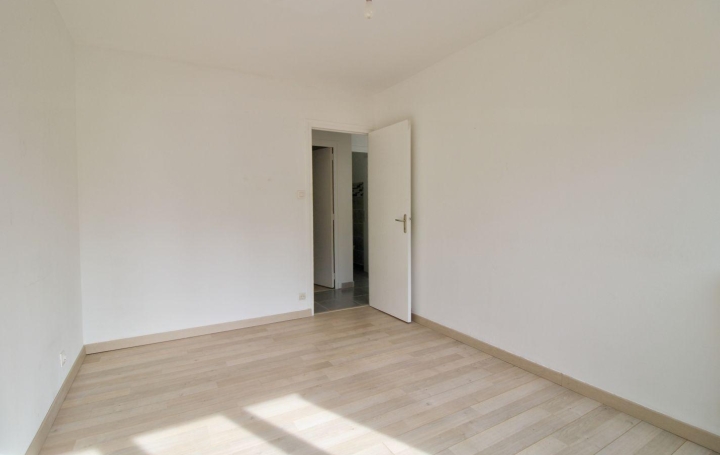 Réseau Immo-diffusion : Appartement P3  FIRMINY  55 m2 67 000 € 