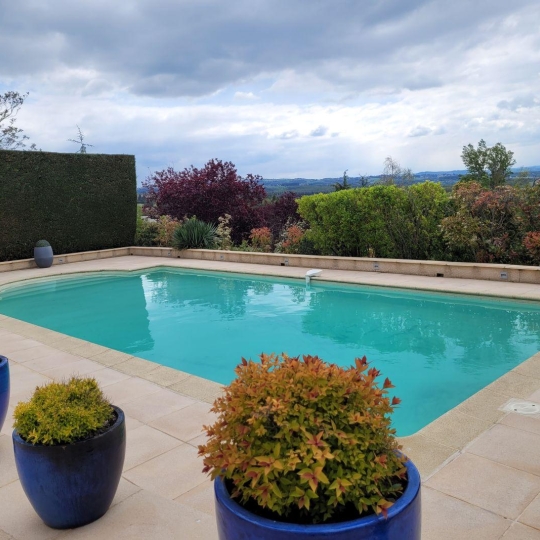 Maison / Villa SAINT-BONNET-LES-OULES (42330) 220.00m2 745 000 € 