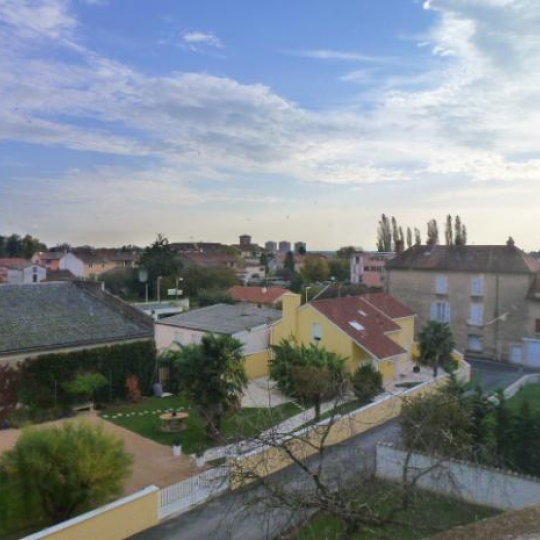 1 Pièce MACON (71000) 30.00m2  - 420 € 