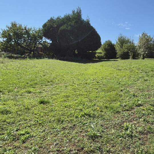 Terrain PRISSE (71960) m2 69 000 € 