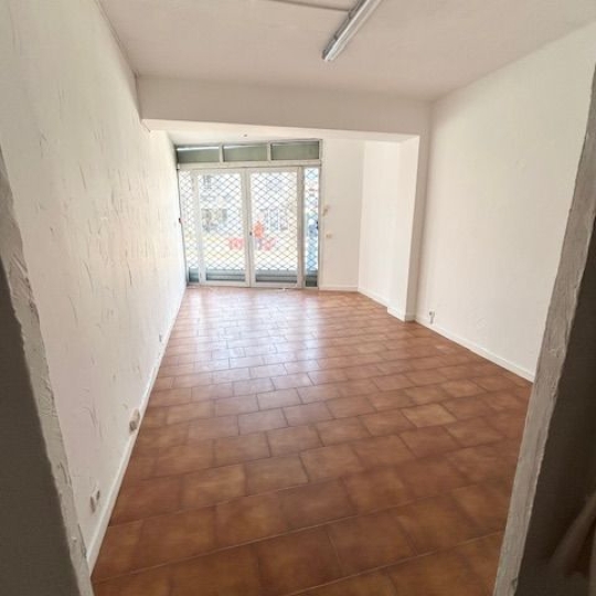 Réseau Immo-diffusion : Local commercial LE GRAU-DU-ROI (30240) 40.00m2  750 € 