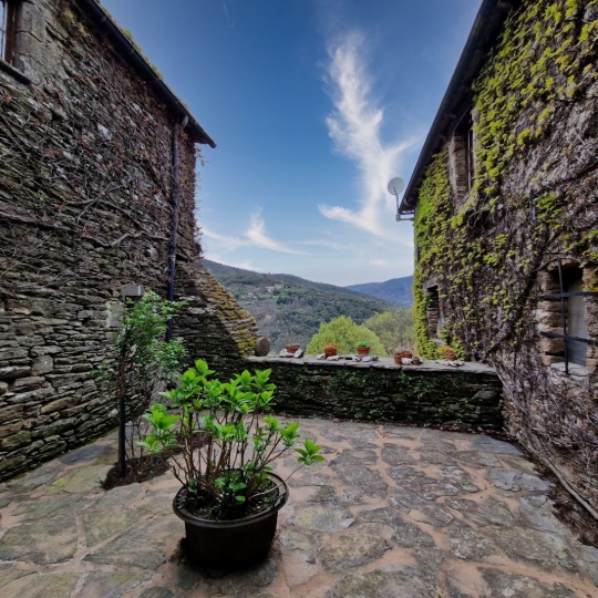 Domaines / Propriétés SAINT-GERMAIN-DE-CALBERTE (48370) 160.00m2 509 600 € 