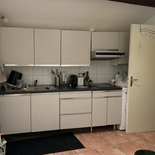 Appartement REMOULINS (30210) 37.00m2 480 € 