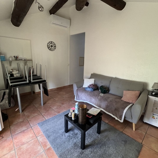 Appartement REMOULINS (30210) 37.00m2 512 € 