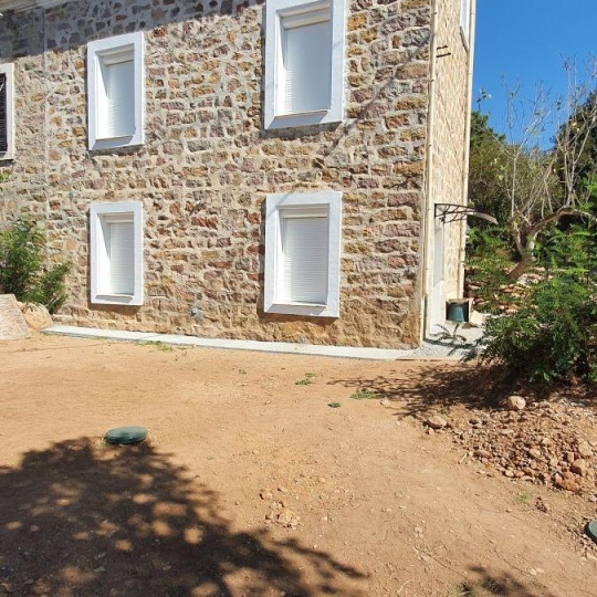 Réseau Immo-diffusion : Studio BASTELICACCIA (20129) 27.41m2  600 € 