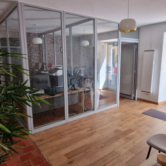 Réseau Immo-diffusion : Local commercial AJACCIO (20090) 75.00m2  1 200 € 